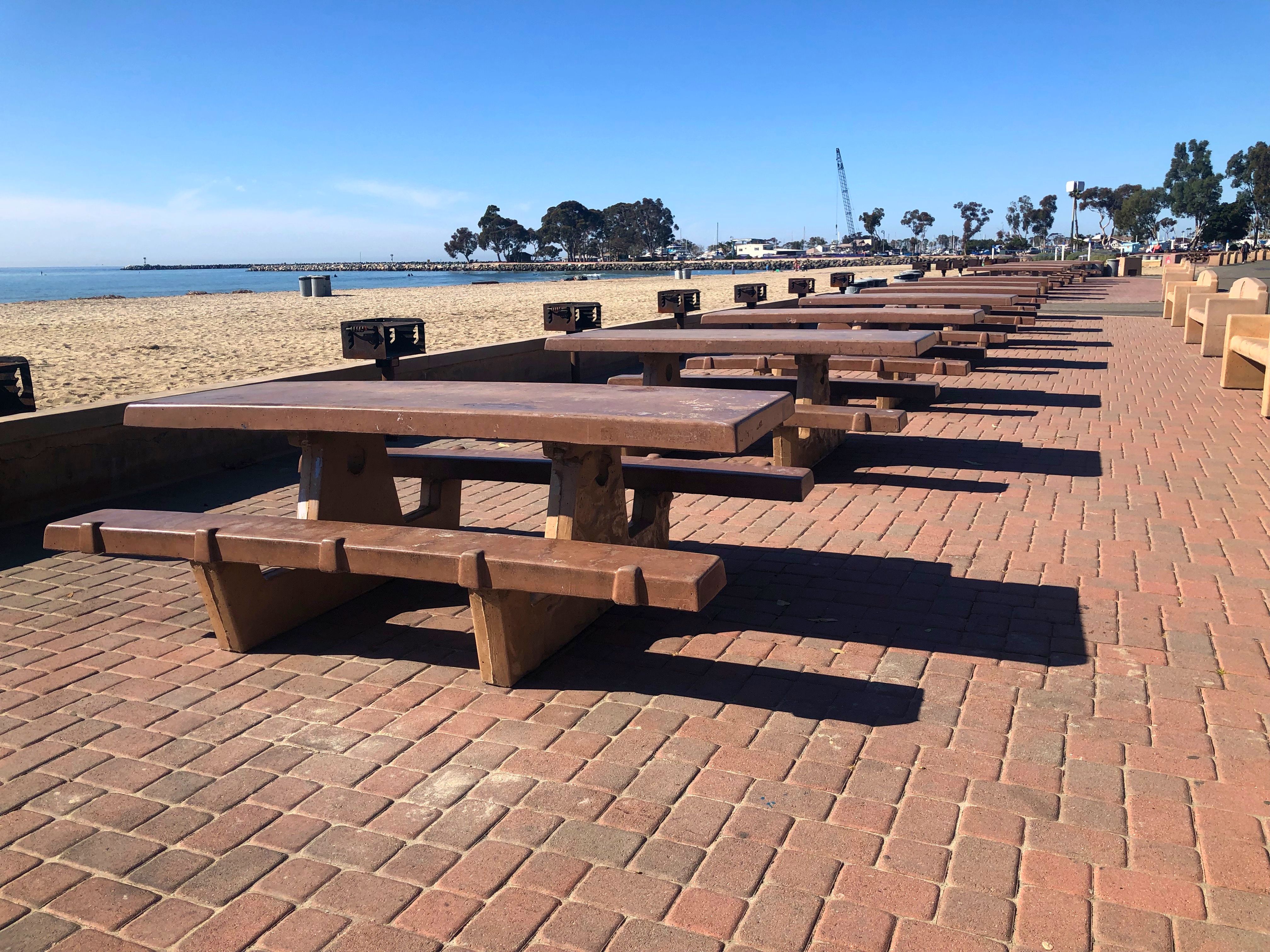 Doheny Beach Picnic Tables