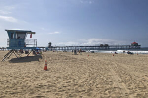 Huntington City Beach Lifeguard Station and Pier