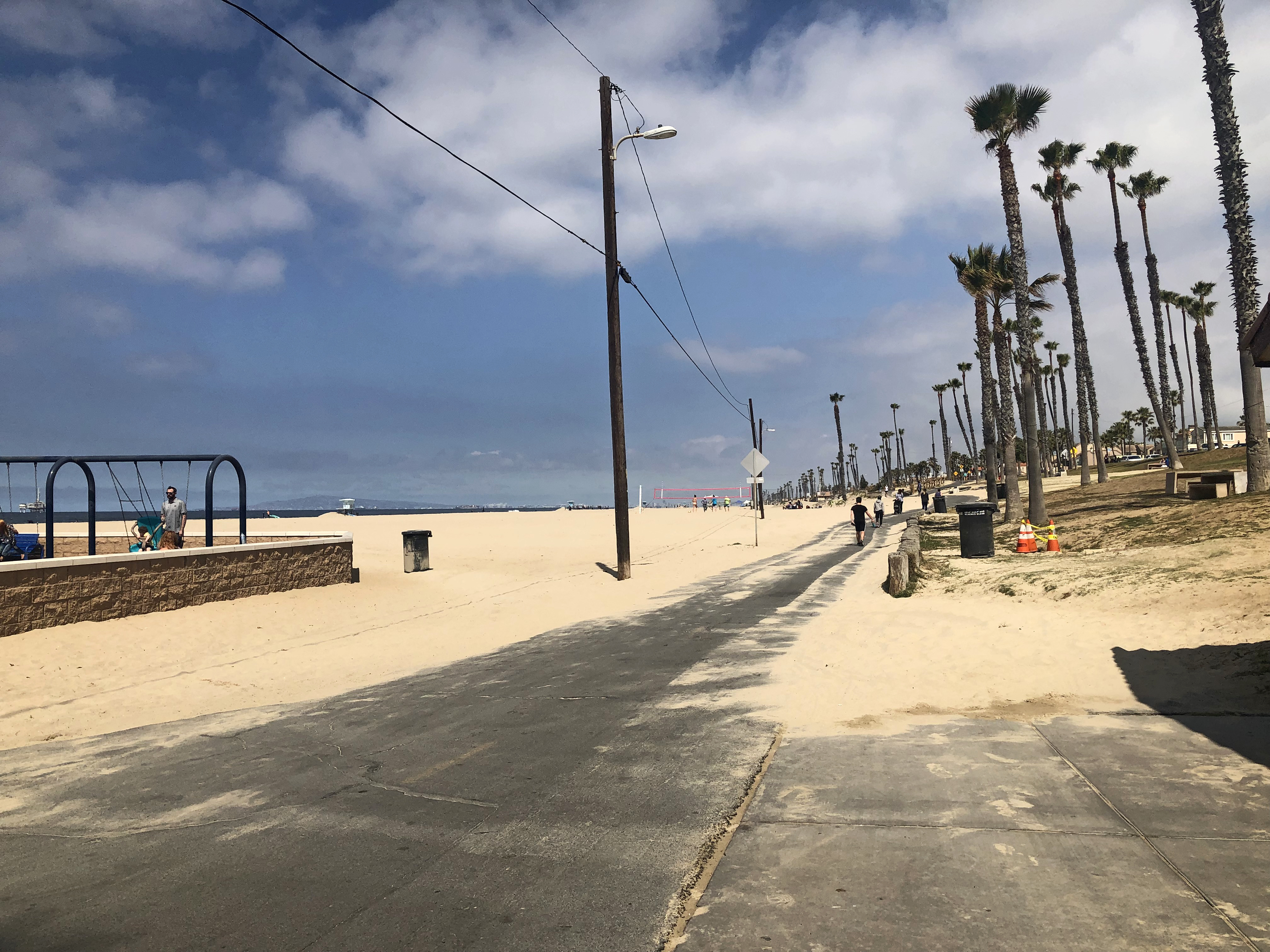 huntingtonbeach-path-playground