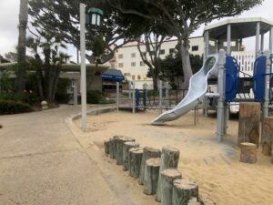 Playground and facilities at Main Beach Park