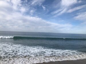 Strands Beach surfing