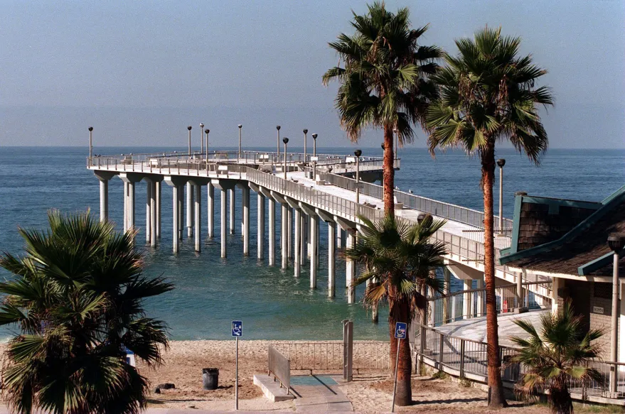 Aliso Beach Pier