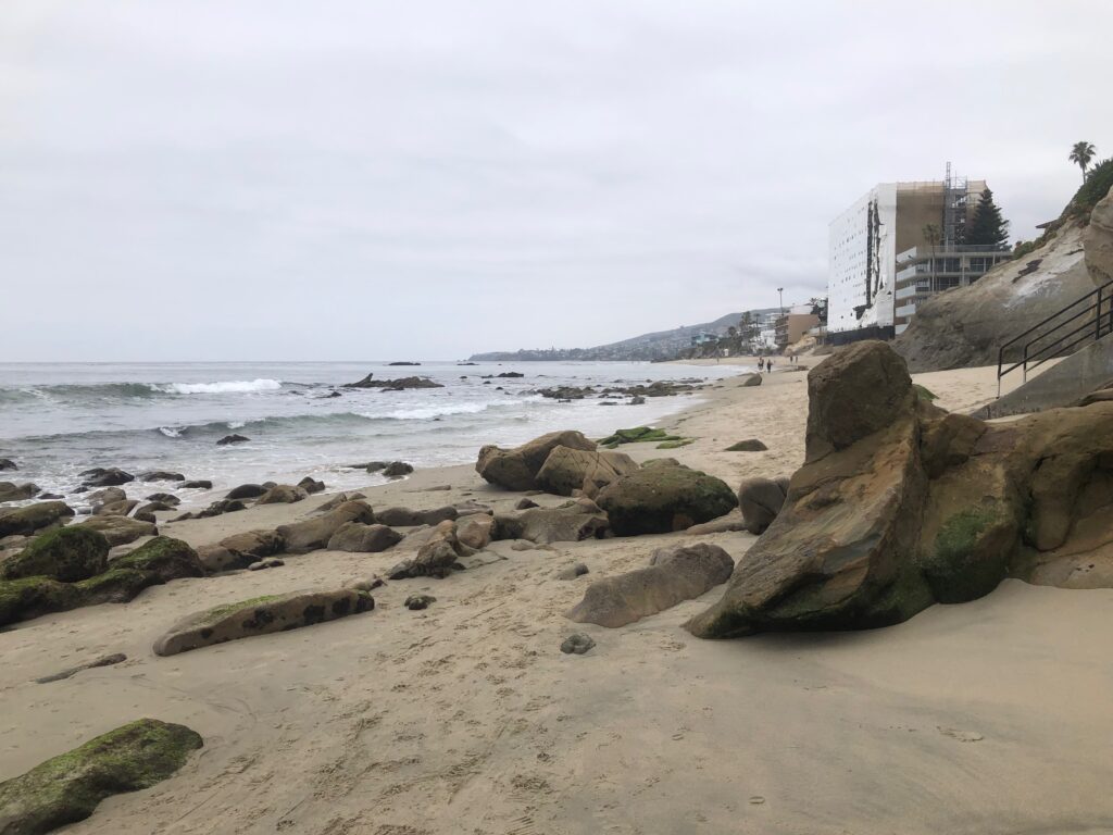 View of Agate Street Beach from Pearl Street